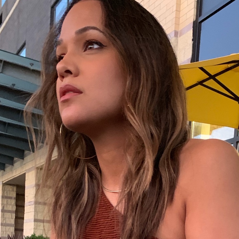 Meet your Posher, Ivette
